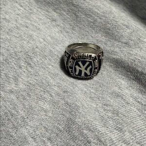 New York Yankees Ring – William Barthman Jewelers 2010 – Stainless Steel